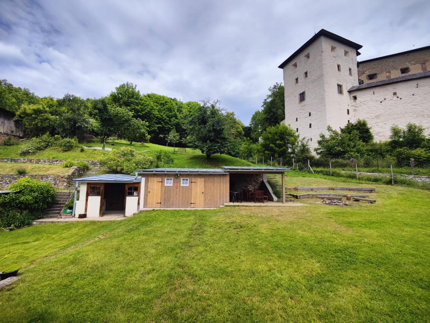 Stanovanie Pod Starym Zamkom - Camping Banská Štiavnica Dış mekan fotoğraf
